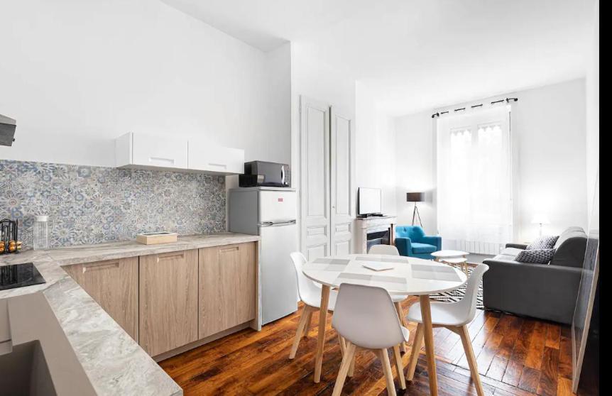Appartement 2 Pieces Jean Mace Et Stationnement ليون المظهر الخارجي الصورة